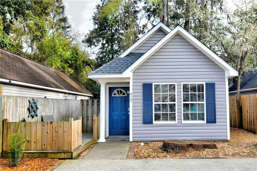BEST BUY ON THE ISLAND!  This cozy cottage is the least - Beach Home for sale in Saint Simons, Georgia on Beachhouse.com