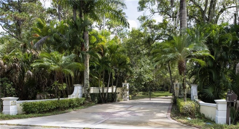 GATED entry, on a little over 5 acres. Screened in pool, spa - Beach Home for sale in Vero Beach, Florida on Beachhouse.com