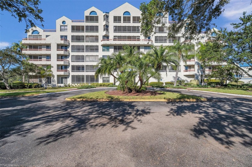 Resort style living in the elegant community of Crystal Bay - Beach Condo for sale in Clearwater, Florida on Beachhouse.com