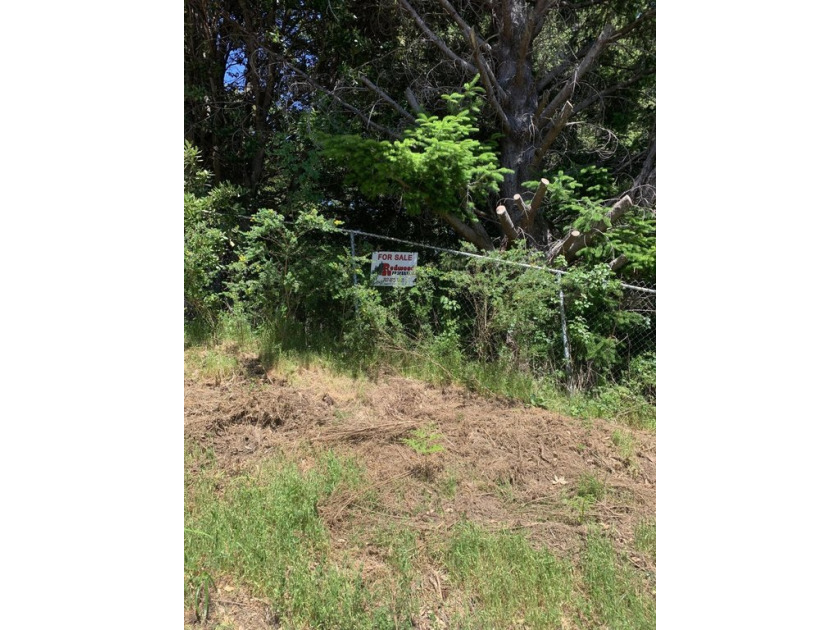 Large fenced lot on the corner of Mink and Cougar with a peak at - Beach Lot for sale in Shelter Cove, California on Beachhouse.com