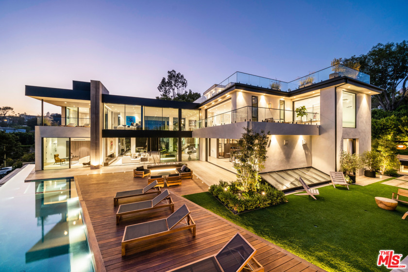 A brand new architectural marvel, The Channel House is a - Beach Home for sale in Beverly Hills, California on Beachhouse.com
