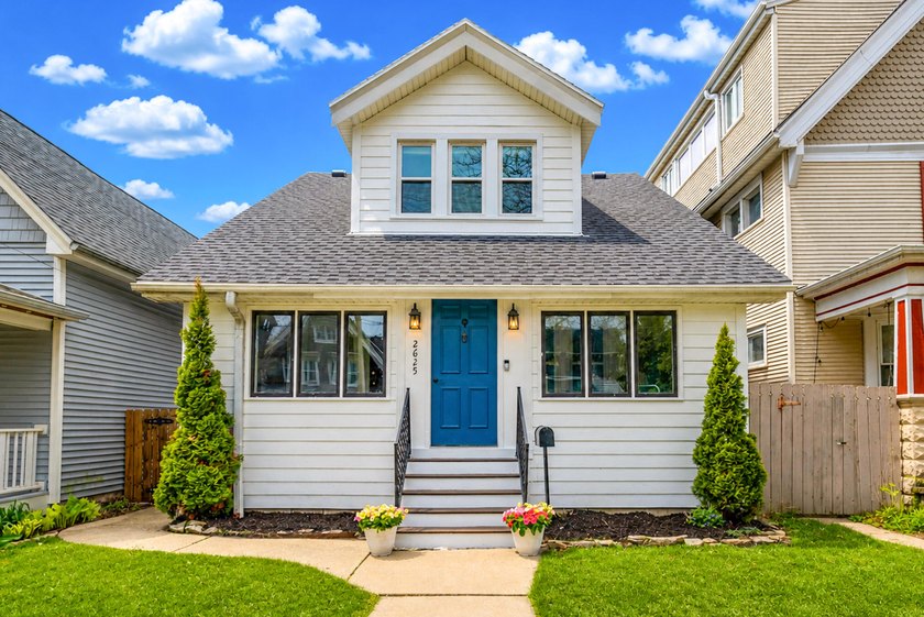 Beautiful Bay View bungalow just a stone's throw from Lake - Beach Home for sale in Milwaukee, Wisconsin on Beachhouse.com