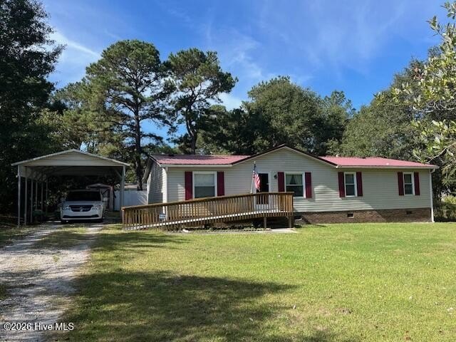 Located at the end of a cul-de-sac, this spacious 3BR/2BA home - Beach Home for sale in Shallotte, North Carolina on Beachhouse.com