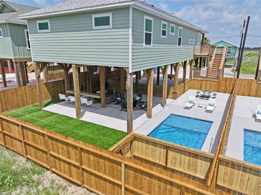 Just beautiful! Tipsy Tortoise is a new construction 4 bdrm, 4 - Beach Home for sale in Port Aransas, Texas on Beachhouse.com