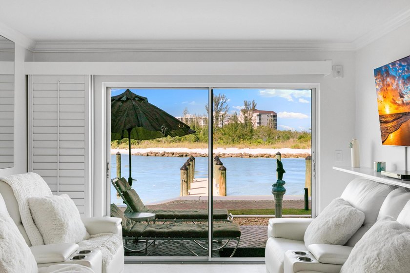 SUNSETS GALORE ON THE GULF!! Experience the pinnacle of coastal - Beach Condo for sale in Marco Island, Florida on Beachhouse.com