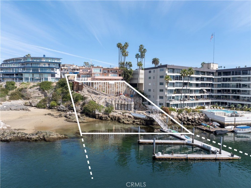 This is a genuine once-in-a-lifetime opportunity to acquire the - Beach Home for sale in Corona Del Mar, California on Beachhouse.com