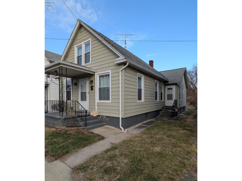 Surrounded by some of Sandusky's favorite neighborhoods and full - Beach Home for sale in Sandusky, Ohio on Beachhouse.com