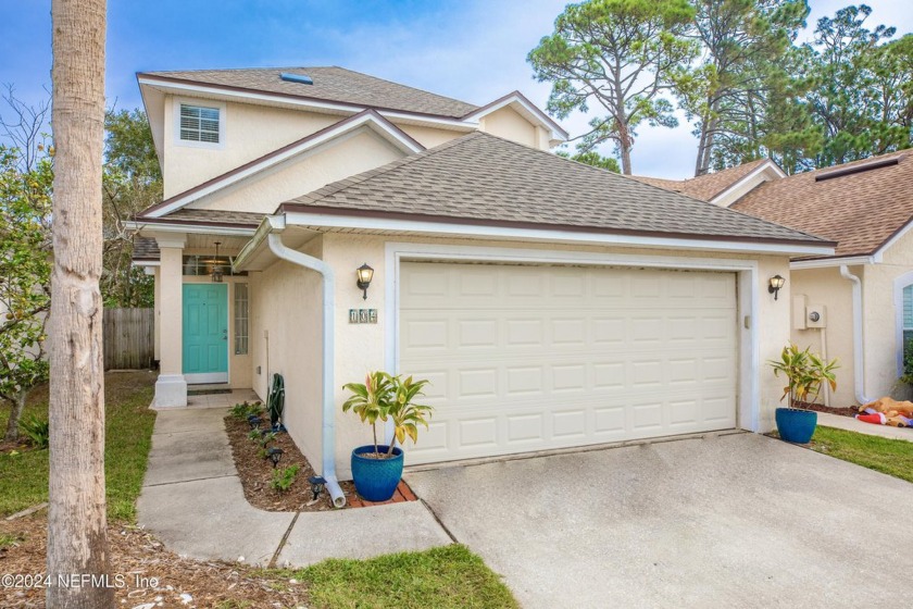 Prime location! This 3-bedroom, 2.5-bath home is just a short - Beach Home for sale in Ponte Vedra Beach, Florida on Beachhouse.com