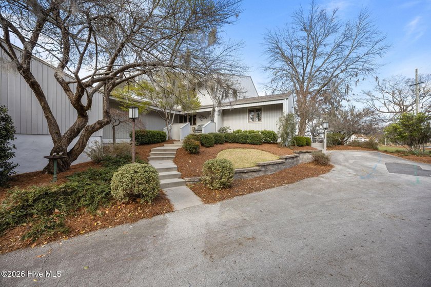 Discover this stunning waterfront townhome overlooking the - Beach Townhome/Townhouse for sale in New Bern, North Carolina on Beachhouse.com