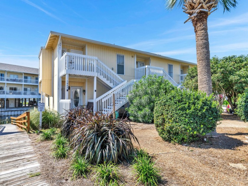 CANAL FRONT, HARBOR VIEW - 1 Bedroom / 1 Bath Condo GROSSED OVER - Beach Condo for sale in Destin, Florida on Beachhouse.com