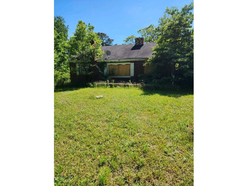 Fixer upper on a corner lot in a well sought after area. Close - Beach Home for sale in Cape Charles, Virginia on Beachhouse.com