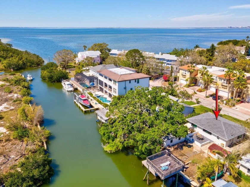 Now available--South Tampa's best-kept waterfront secret! Secure - Beach Lot for sale in Tampa, Florida on Beachhouse.com
