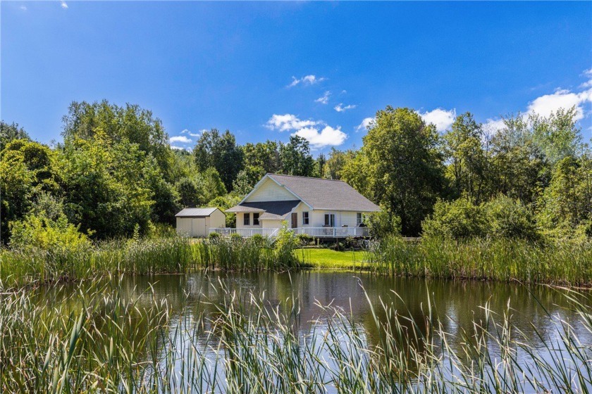 So many possibilities with this property! Would be a peaceful - Beach Home for sale in Jerusalem, New York on Beachhouse.com