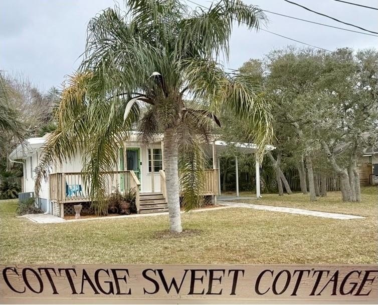 Cottage Sweet Cottage . . . Clean As A Whistle And Ready To Move - Beach Home for sale in St Augustine, Florida on Beachhouse.com