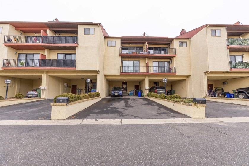 Experience breathtaking coastal living in this 4-bedroom, 3 - Beach Townhome/Townhouse for sale in Egg Harbor Township, New Jersey on Beachhouse.com