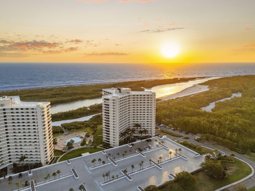 Stunning 16th-Floor Beachfront Condo with Panoramic Gulf & - Beach Condo for sale in Marco Island, Florida on Beachhouse.com