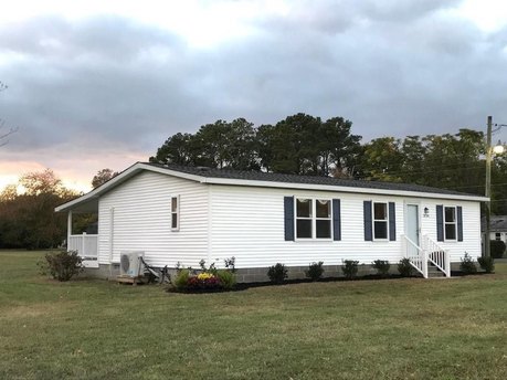 3 bedroom 2 bath newly remodeled home on the corner of Sand Hill - Beach Home for sale in Cape Charles, Virginia on Beachhouse.com