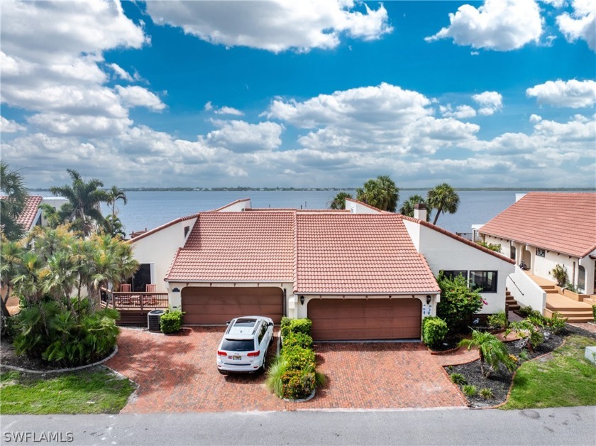 If great water views and incredible Florida sunsets are on your - Beach Home for sale in Punta Gorda, Florida on Beachhouse.com