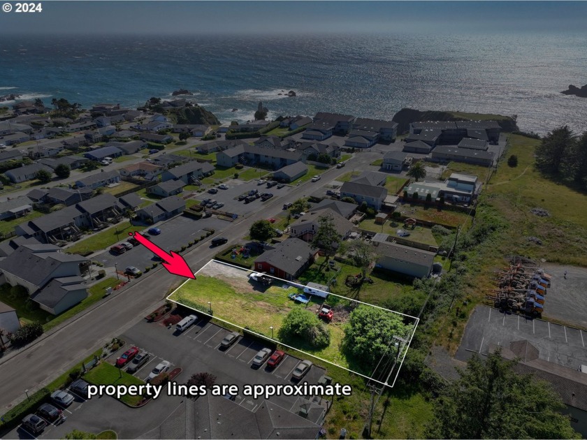 This Multi-Family R3 zoned parcel, is a prime opportunity for - Beach Home for sale in Brookings, Oregon on Beachhouse.com