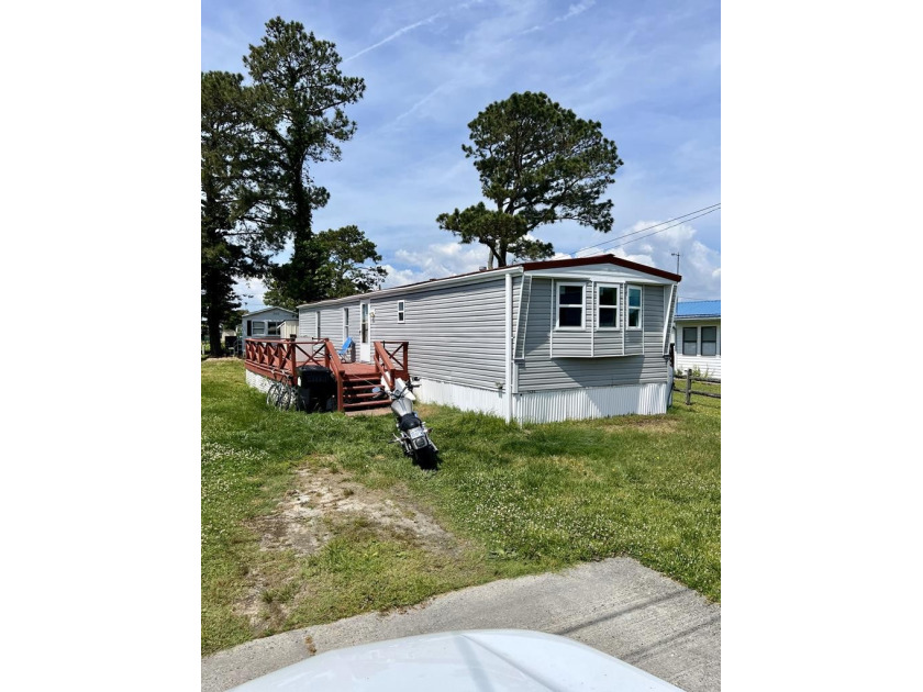 Looking for a getaway spot? This could be it! Located on the - Beach Home for sale in Chincoteague Island, Virginia on Beachhouse.com