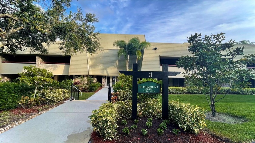 Gorgeous, fully renovated one-bedroom unit located within the - Beach Condo for sale in Palm Harbor, Florida on Beachhouse.com