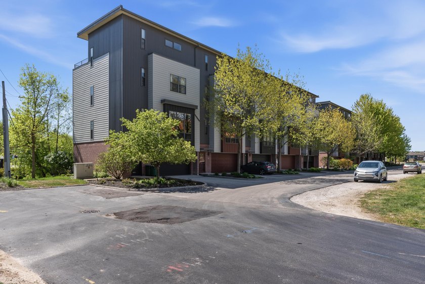 ''And A River Runs Through It''.  The Fox River is your backyard - Beach Condo for sale in Waukesha, Wisconsin on Beachhouse.com