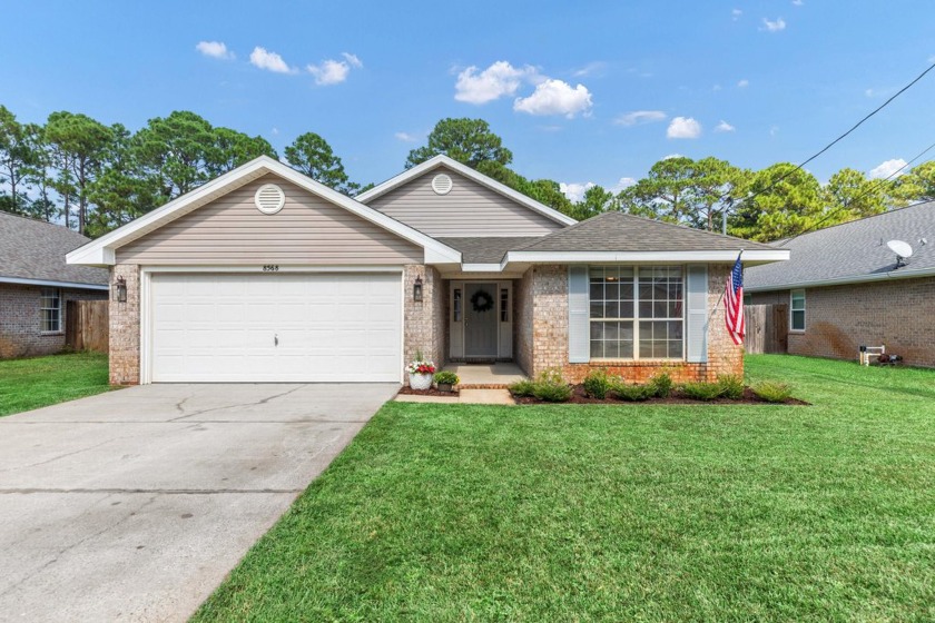 Meticulously renovated and maintained, this stunning home - Beach Home for sale in Navarre, Florida on Beachhouse.com