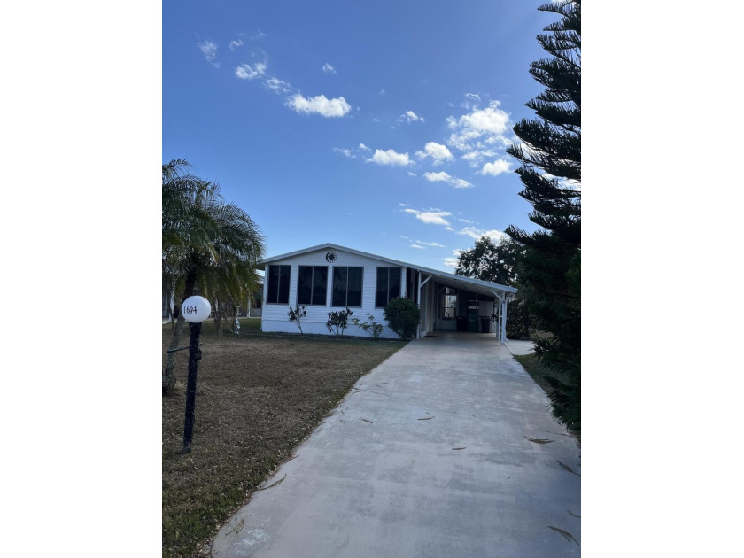 55 plus retirement community offers a list of amenities - Beach Home for sale in Fort Pierce, Florida on Beachhouse.com