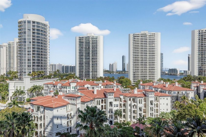 STUNNING 2 BEDROOM + DEN (THAT CAN EASILY BE CONVERTED TO A 3rd - Beach Condo for sale in Aventura, Florida on Beachhouse.com
