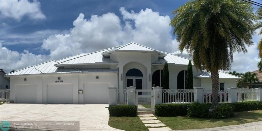 Fabulous property in a desirable location in the Landings - Beach Home for sale in Fort Lauderdale, Florida on Beachhouse.com