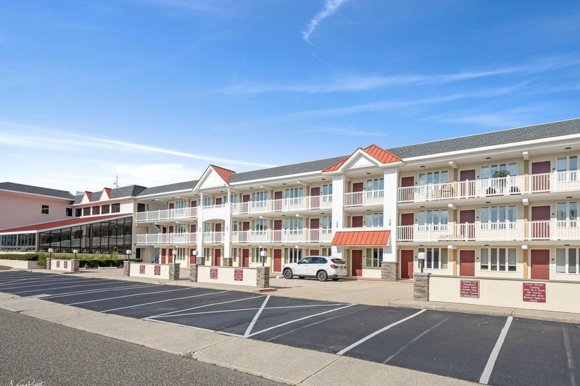 Introducing a picture-perfect 1 bed, 1 bath condo in Avalon, NJ - Beach Condo for sale in Avalon, New Jersey on Beachhouse.com
