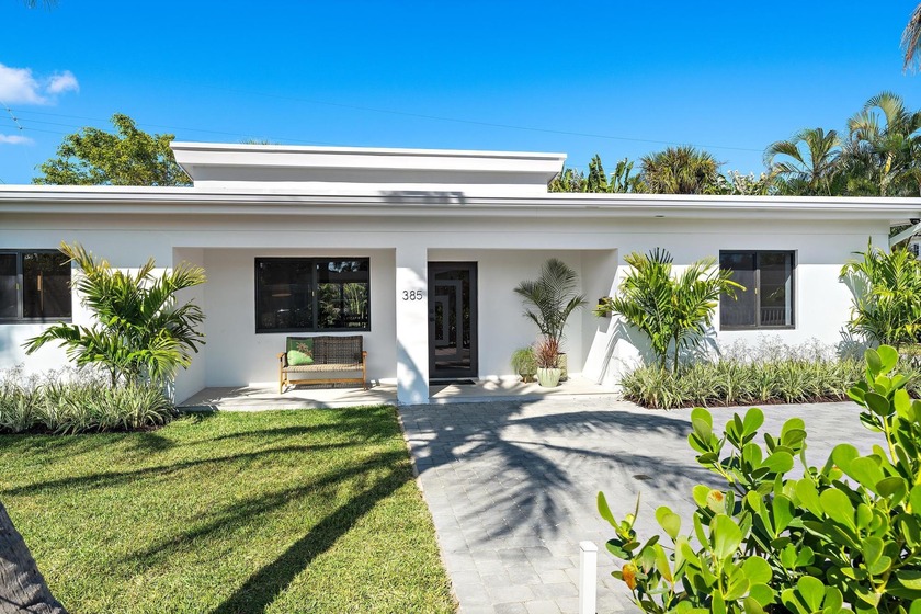 Contemporary, beautiful home in the heart of SoSo!This 3 bedroom - Beach Home for sale in West Palm Beach, Florida on Beachhouse.com