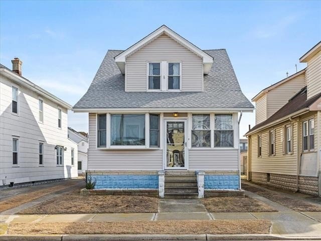 ** OPEN HOUSE SATURDAY April 4th, 2026 12-2PM** Welcome to 1505 - Beach Home for sale in North Wildwood, New Jersey on Beachhouse.com