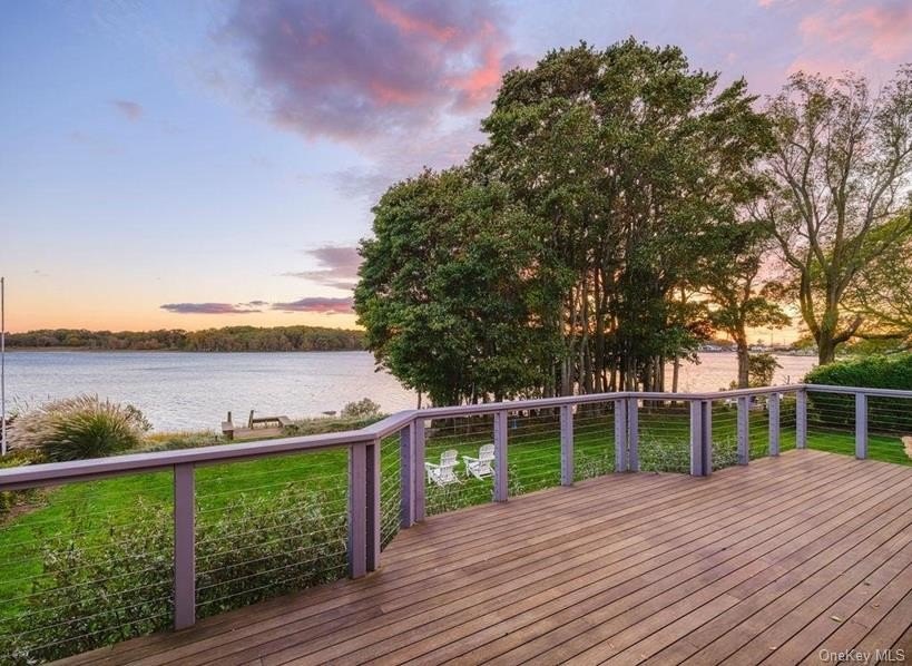 Welcome to Sunset Cottage! Perfectly situated on one of - Beach Home for sale in Southold, New York on Beachhouse.com