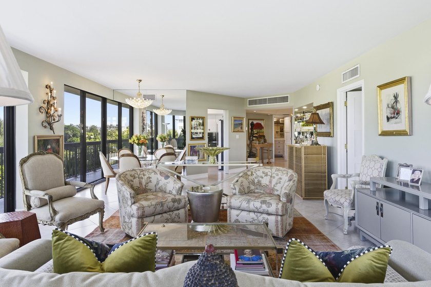 Experience the elegance of Palm Beach living in this highly - Beach Condo for sale in Palm Beach, Florida on Beachhouse.com