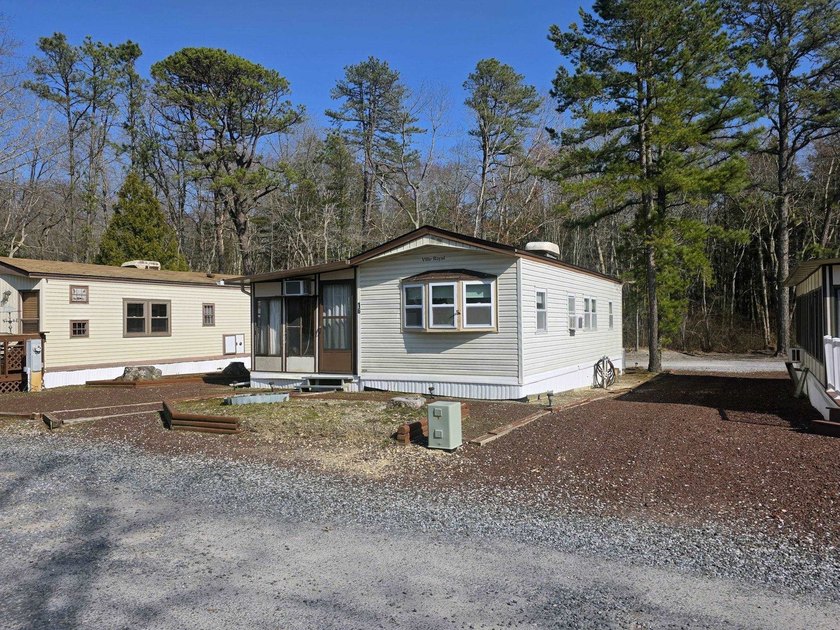 Opportunity meets location at Dennisville Lake Resort! Situated - Beach Home for sale in Dennisville, New Jersey on Beachhouse.com