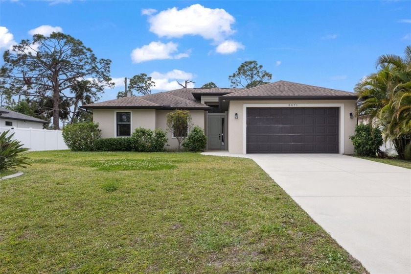 FULLY FURNISHED, professionally designed, and upgraded builders - Beach Home for sale in North Port, Florida on Beachhouse.com