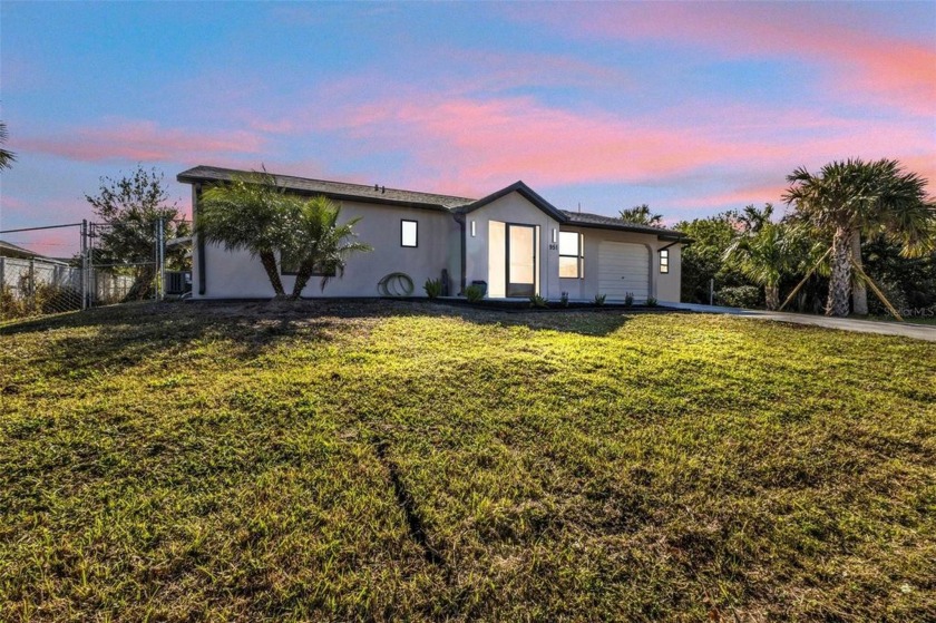 INCREDIBLE NEWLY REMODELED 3 bedroom, 2.5 bathroom HOME awaits - Beach Home for sale in Port Charlotte, Florida on Beachhouse.com