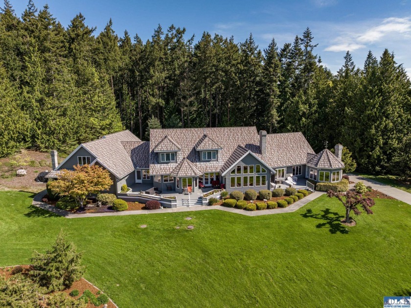 Spectacular private estate on nearly 20 acres in the heart of - Beach Home for sale in Sequim, Washington on Beachhouse.com