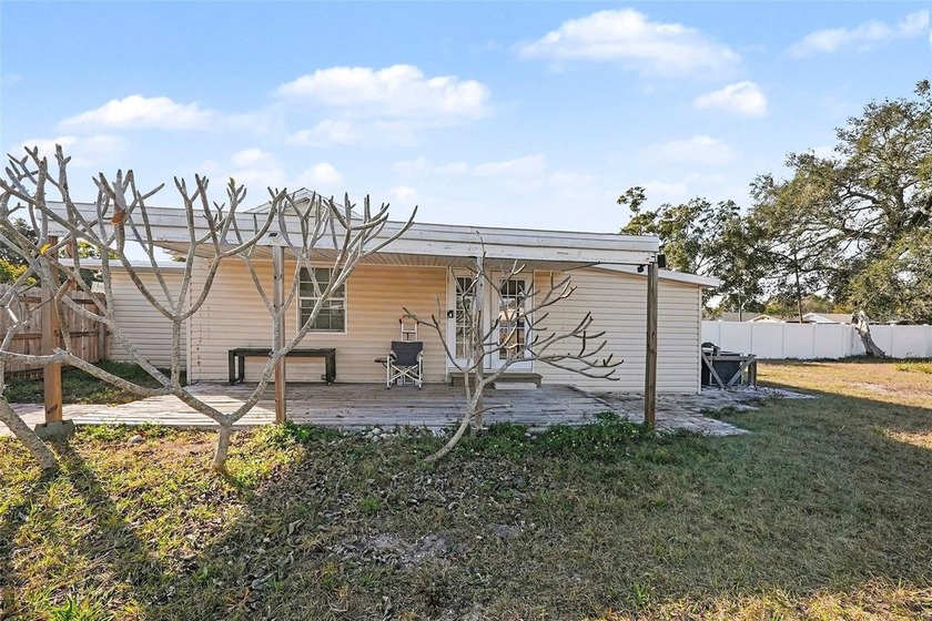 If you are looking for Function, Comfort & Potential, you are - Beach Home for sale in Clearwater, Florida on Beachhouse.com