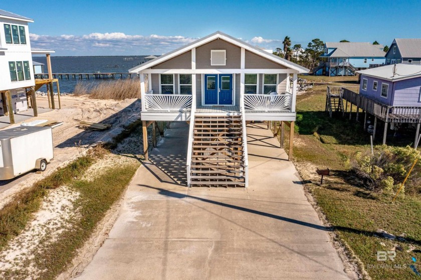 PRICE DROP:$100,000.00!!! Custom built fully furnished GOLD - Beach Home for sale in Gulf Shores, Alabama on Beachhouse.com