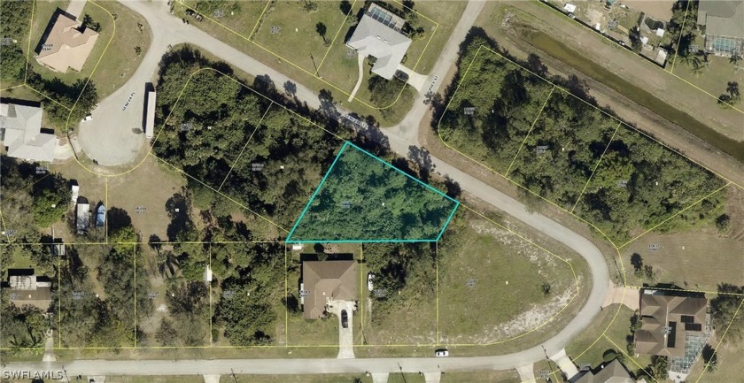 This lot will amaze you nestled in the highly desirable Twin - Beach Lot for sale in Lehigh Acres, Florida on Beachhouse.com