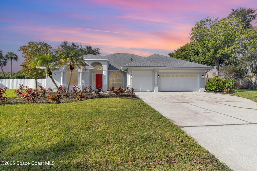 Wow, A MUST SEE!! Gorgeous Executive 4 bedroom, 2 1/2 Bath on - Beach Home for sale in Merritt Island, Florida on Beachhouse.com