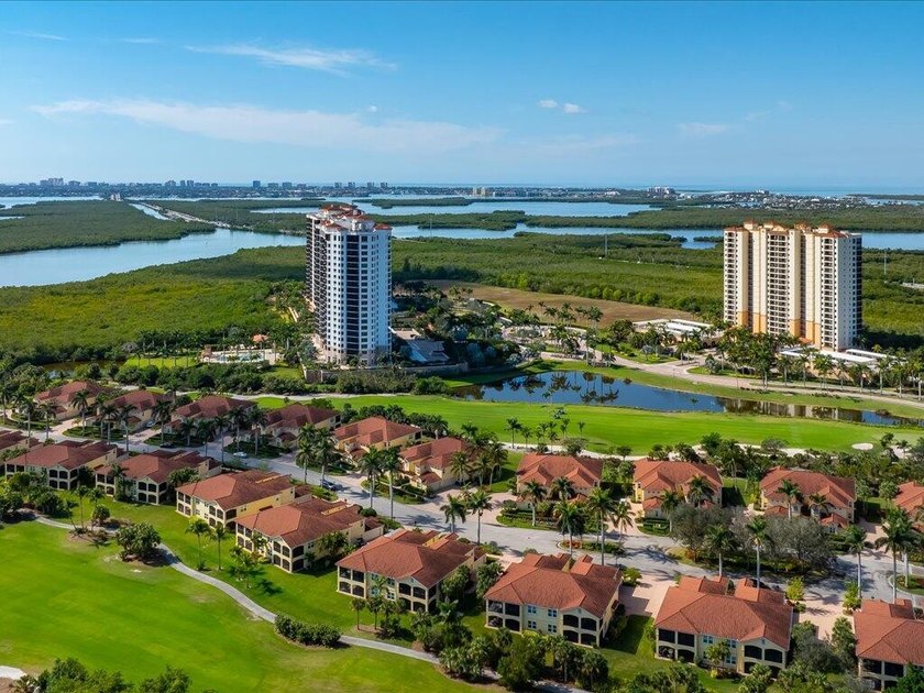 WOW! TAKE A LOOK AT THIS BEAUTIFUL 2ND FLOOR VILLA HOME WITH A - Beach Condo for sale in Naples, Florida on Beachhouse.com