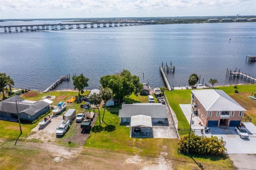 Boaters paradise centrally located between Tampa Bay and - Beach Lot for sale in Ellenton, Florida on Beachhouse.com