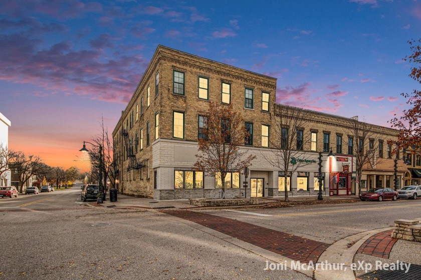 Experience luxurious, walkable living in this stunning 2 - Beach Condo for sale in Grand Haven, Michigan on Beachhouse.com