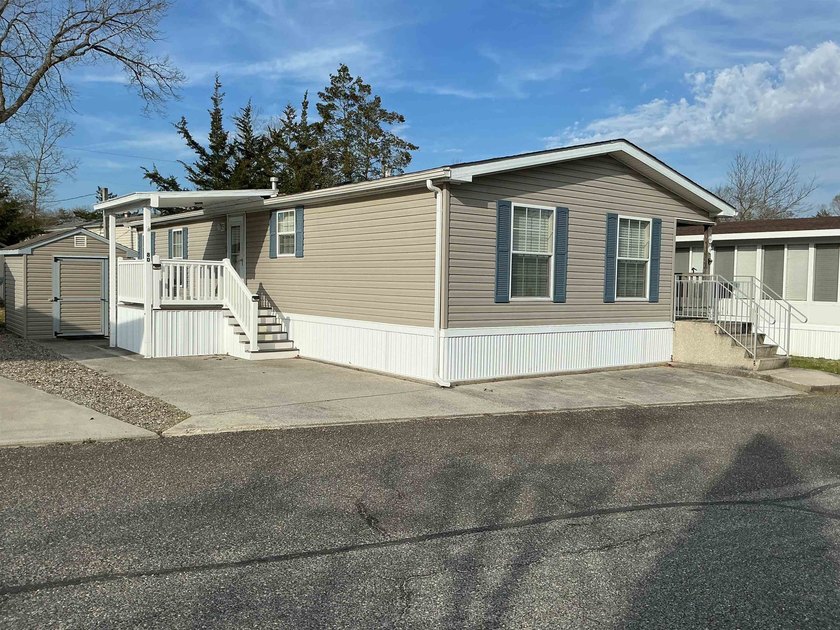 Welcome to your new home in the Pine Hill year round Adult - Beach Home for sale in Marmora, New Jersey on Beachhouse.com