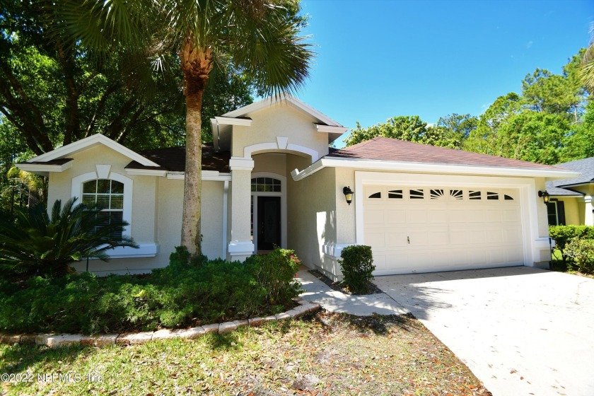 This is a fantastic find. Positioned on the dead end of a quiet - Beach Home for sale in Saint Johns, Florida on Beachhouse.com