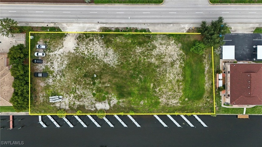 Great Gulf Access Opportunity that is located right near the - Beach Lot for sale in Cape Coral, Florida on Beachhouse.com