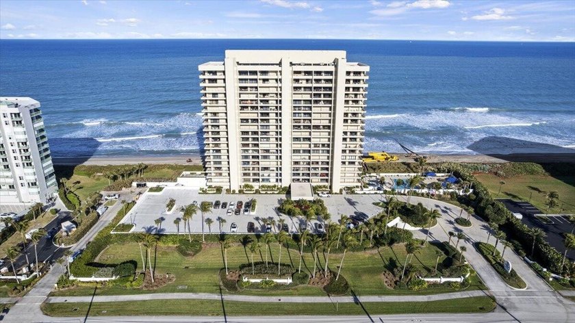 Luxury at it's best in probably the best building on the Island - Beach Condo for sale in Jensen Beach, Florida on Beachhouse.com